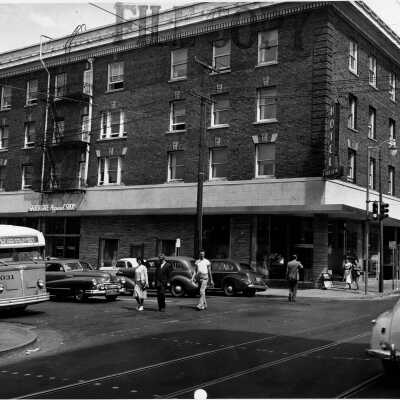 Hotel Carlton