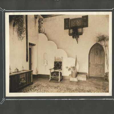 39: Unidentified interiors, apparently after remodeling. 