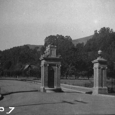 Claremont Boulevard at Russell,