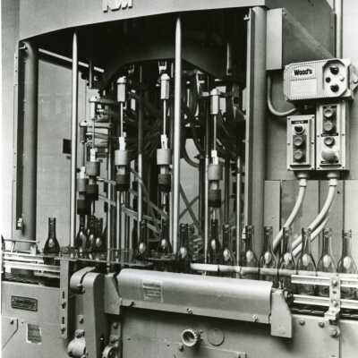 Numano Sake Co. - Modern Bottling Machine