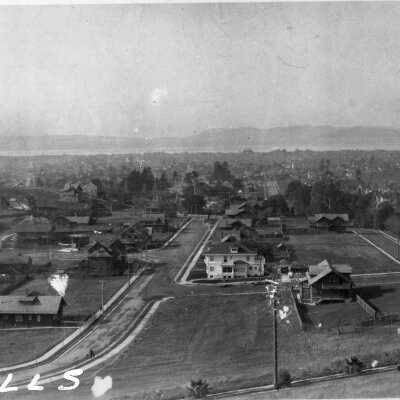 Uplands, The Plaza at Domingo