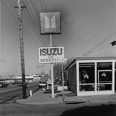 Shattuck Avenue Auto Row #2 - Isuzu