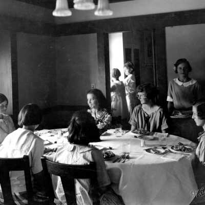Willard School, home economic class