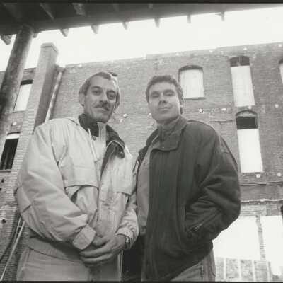 2011.060.335b: Noah Berger, photog.  1997.
