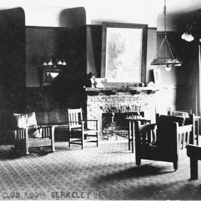 Elks Club, Club Room
