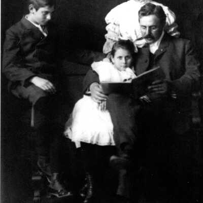 Kelsey family