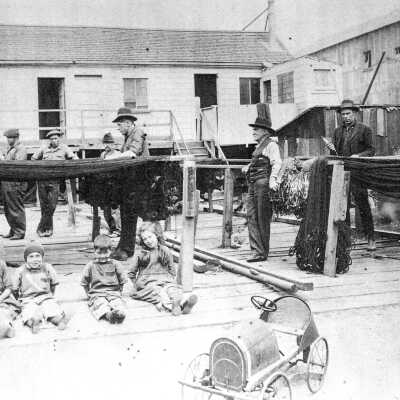 Johan Spenger and children