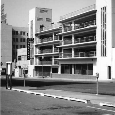 Parking Garage, Center Street