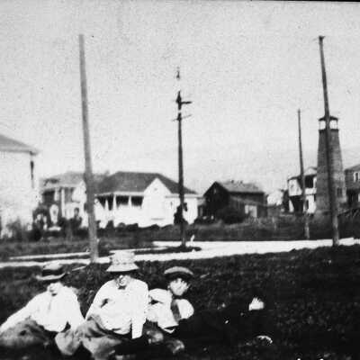 People Lounging at Henry and Vine, circa 1910s