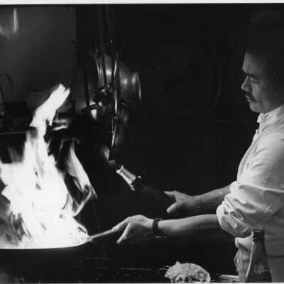 Ken Hom at cooking school 4 of 5