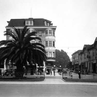Studio Building