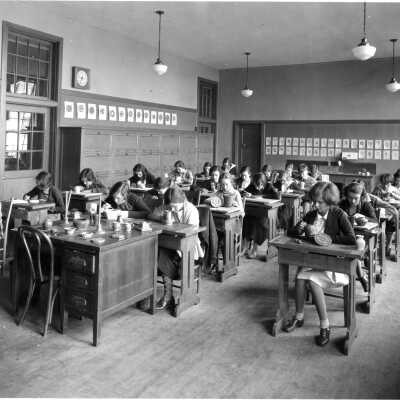 Willard School, pottery class