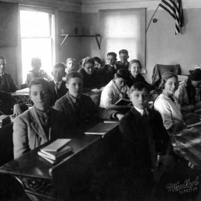 Willard School, cottage room
