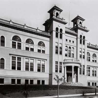 McKinley School, 1912 Dwight Way