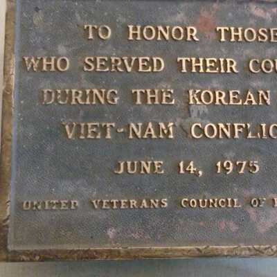 Plaque