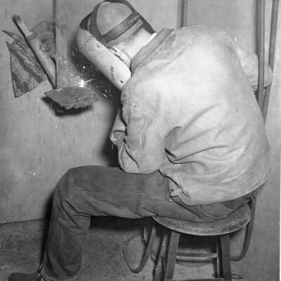 Berkeley High School - Welding shop