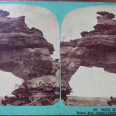 307. Eagle Gate, Natural Arch, Johnson's Ranch, Southern Utah