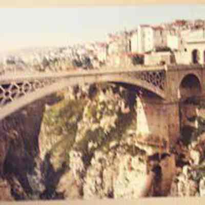 P.Z. Constantine et Le Grand Pont
