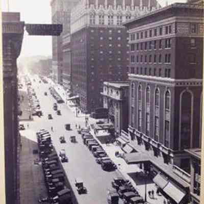 Omaha Athletic Club and Fontenelle Hotel, Douglas St. looking west