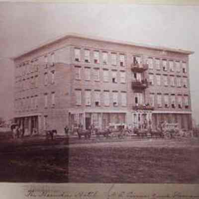 The Herndon Hotel N.E. Corner 9 and Farnam