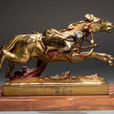 Indian Buffalo Hunter