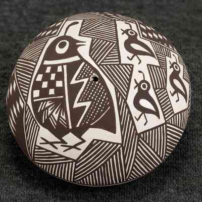 untitled, Acoma Fine Line with Mimbres Quail Motif