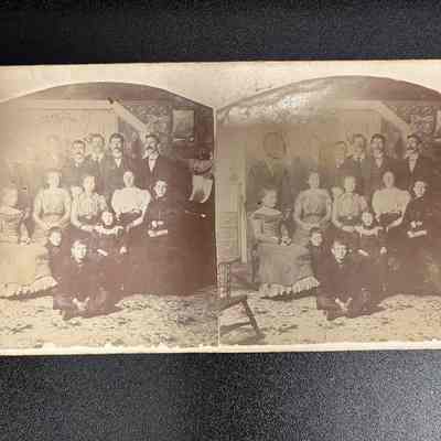 Untitled - Possible Family Portrait with 15 people.