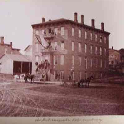 Old Govt Headquarters S.W. Corner 15 and Harney