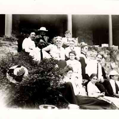 Bailiwick [group on front steps]
