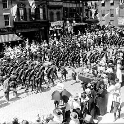 Rueben Van Vlack photos of Poughkeepsie during World War One