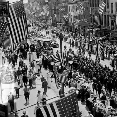 Rueben Van Vlack photos of Poughkeepsie during World War One