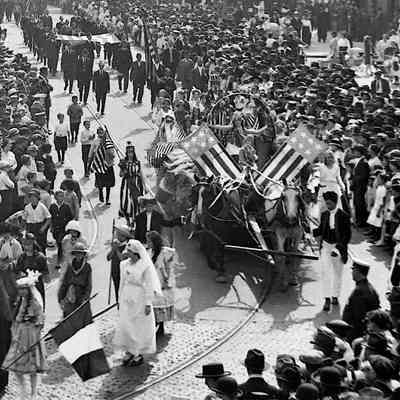 Rueben Van Vlack photos of Poughkeepsie during World War One