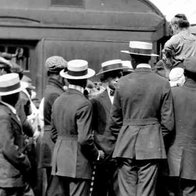 Rueben Van Vlack photos of Poughkeepsie during World War One