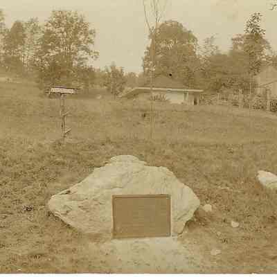 Perry Place Marker