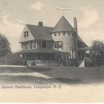 Leonori Residence