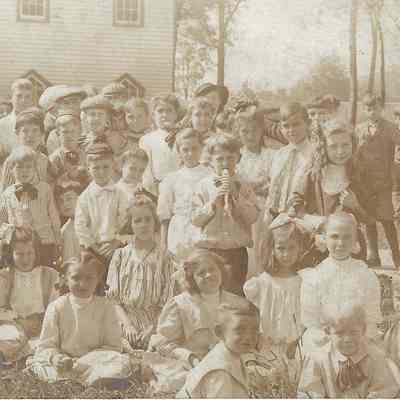 District#4 Students Circa 1905 or 1906