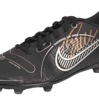 CRISTIANO RONALDO: SIGNED NIKE BOOT (BECKETT)