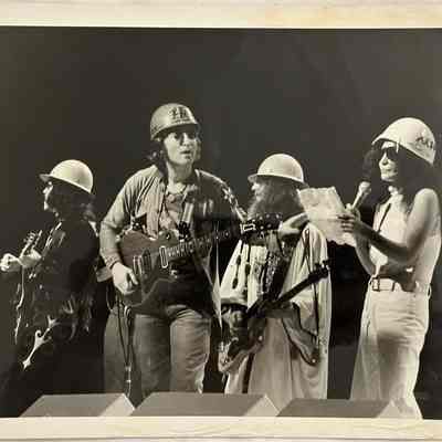 Original 1972 Press Photo John Lennon and Yoko Ono 7x9