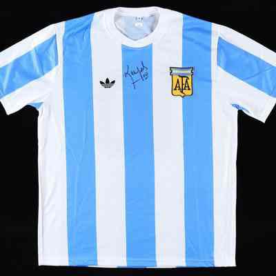 Mario Kempes Signed Jersey (JSA)
