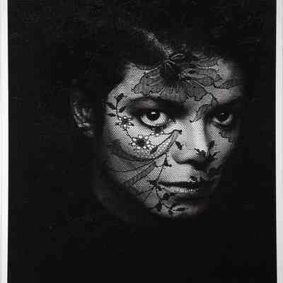 ARTIST SIGNED MICHAEL JACKSON PHOTOGRAPH
