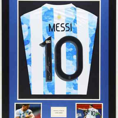 Lionel Messi Signed Team Argentina Custom Framed Jersey Display (Beckett)
