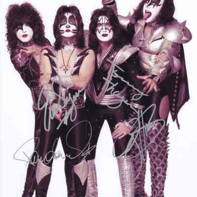 Kiss Band-Signed 8x10 Photo - Signed by all 4 (ACE LOA)