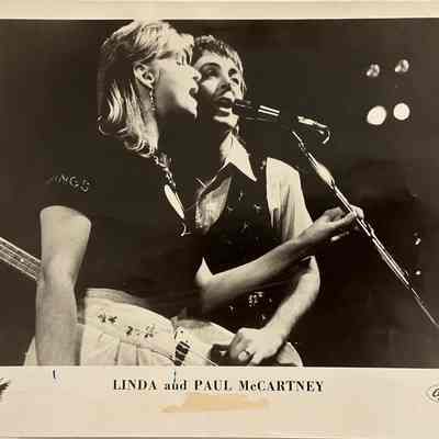 Original 1976 Photo 1976 Paul McCartney and Linda McCartney