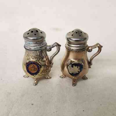 Metal The Alamo, San Antonio, Texas Souvenirs | Salt & Pepper Shakers