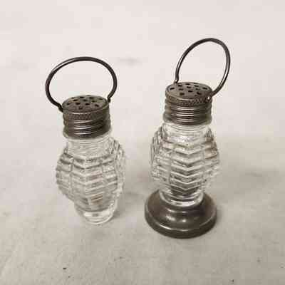 Lanterns | Salt & Pepper Shakers
