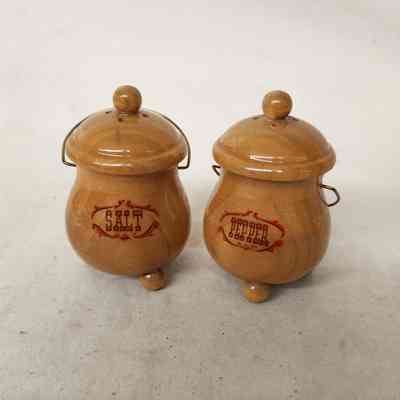 Wooden | Salt & Pepper Shakers