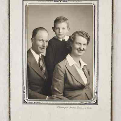 Cilfford Collins, Maggie Etta (Flaugh), and Herbert Collins | Maggie Etta is Jule's niece