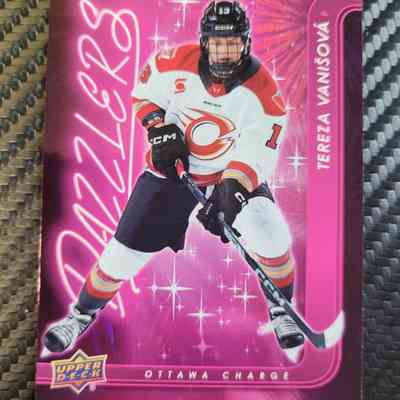 24-25 Tereza Vanisova Pink Dazzlers Ottawa Charge