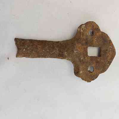 Metal artifact