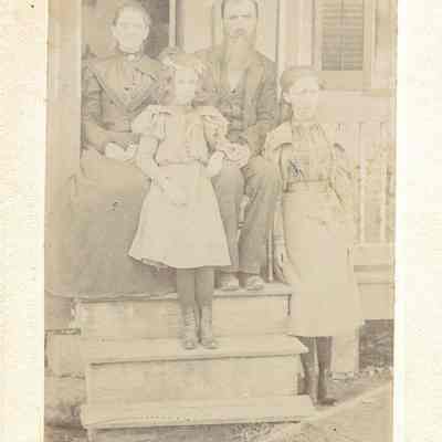 Photo: Merchant Family